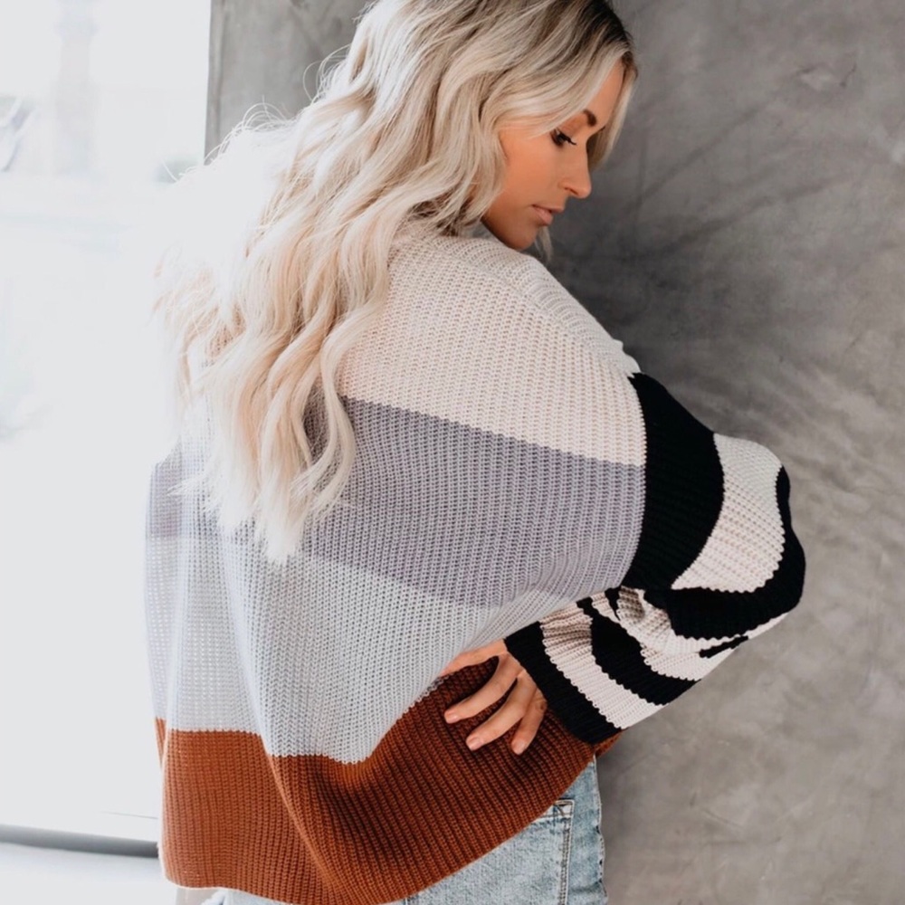Big Striped Sweater - Picture 3 of 9